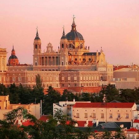Abracadabra Suites Madrid Buitenkant foto