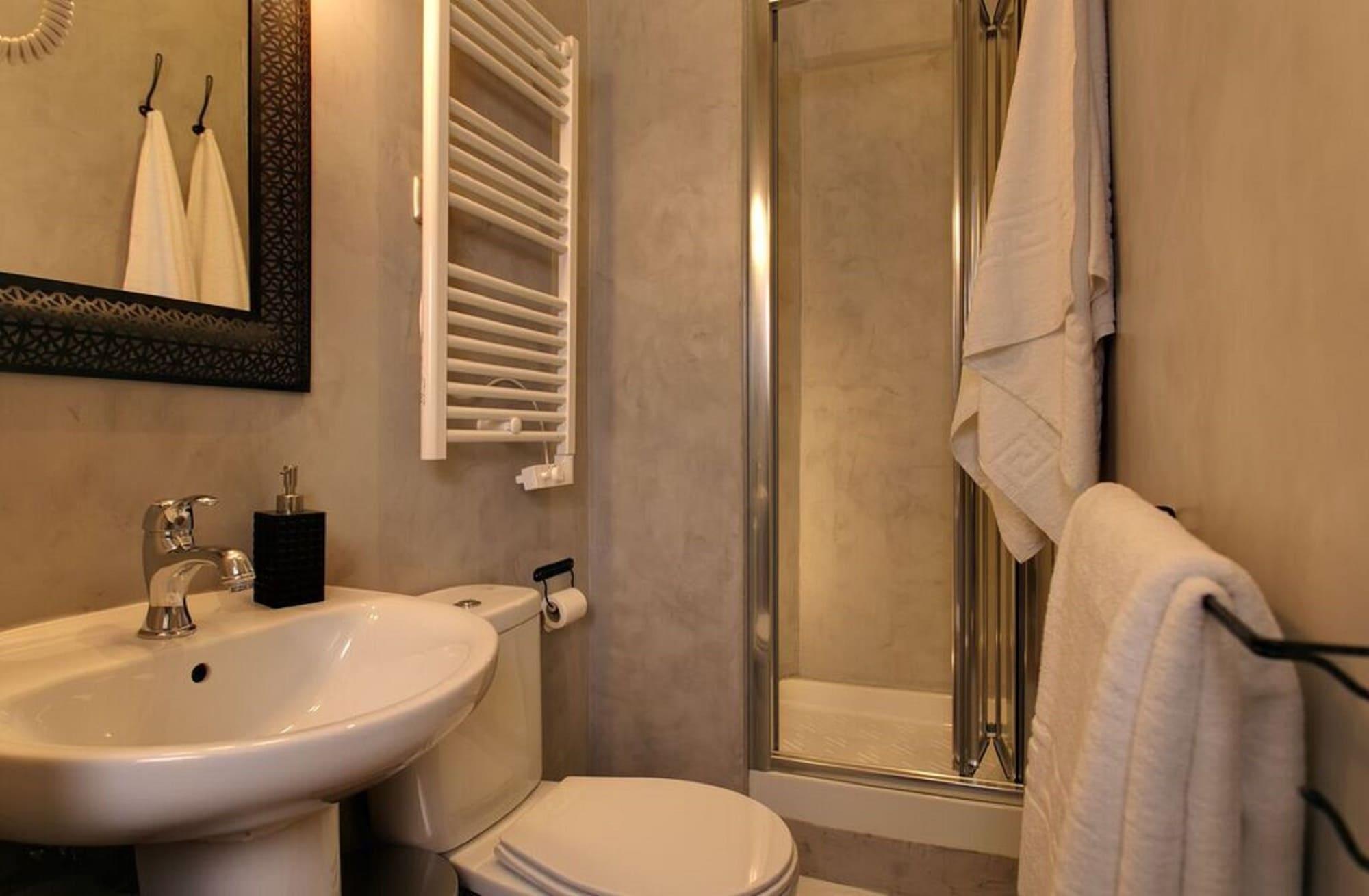 Abracadabra Suites Madrid Buitenkant foto