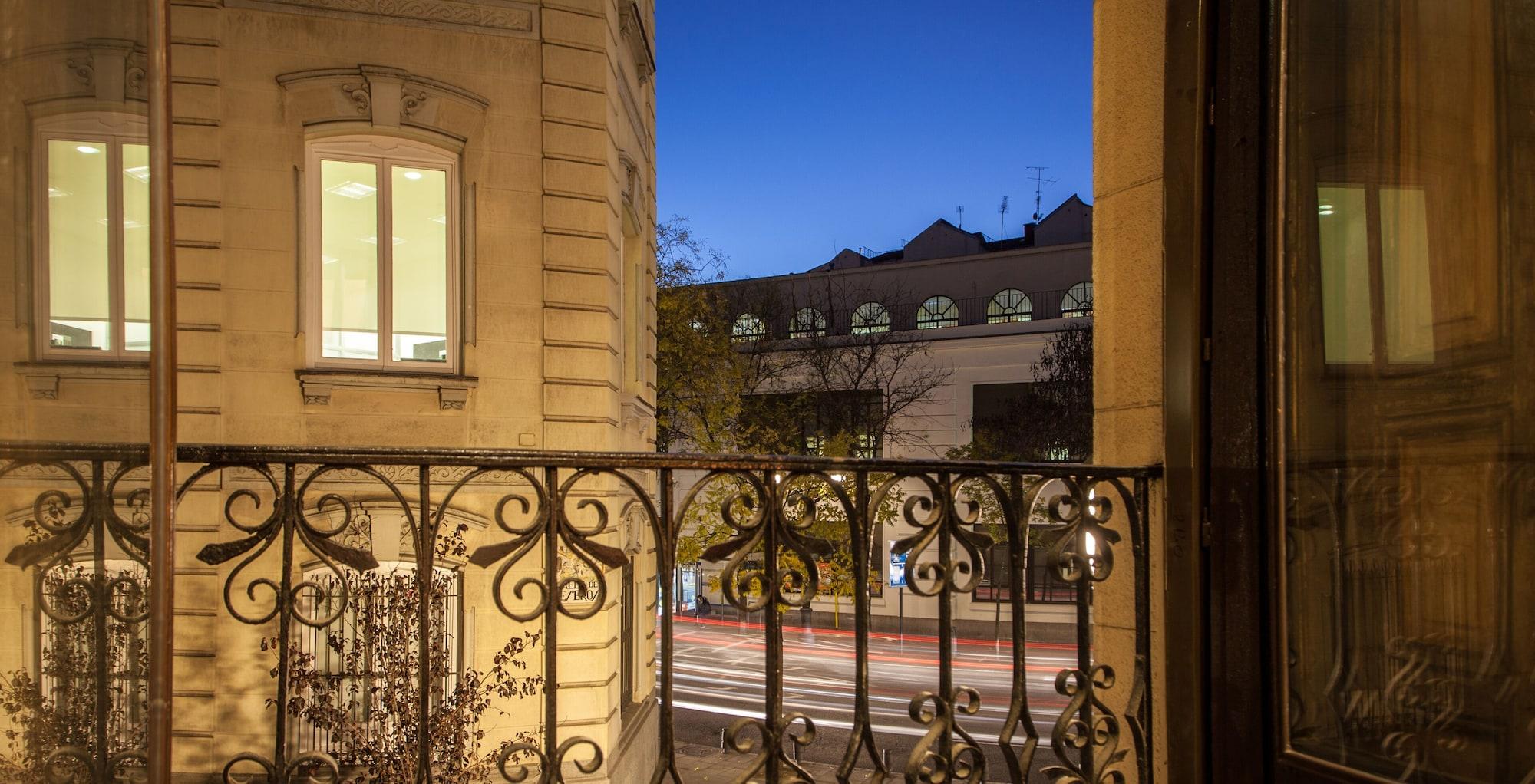 Abracadabra Suites Madrid Buitenkant foto