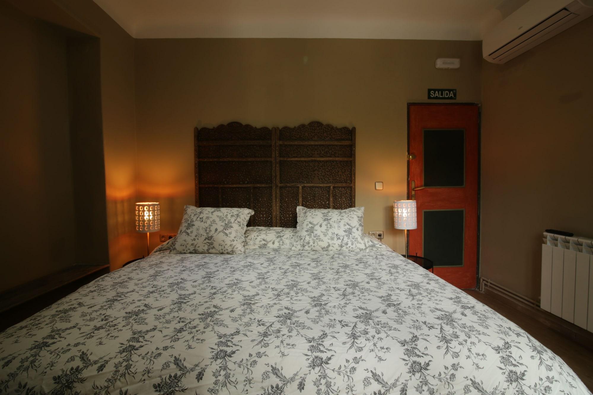 Abracadabra Suites Madrid Buitenkant foto