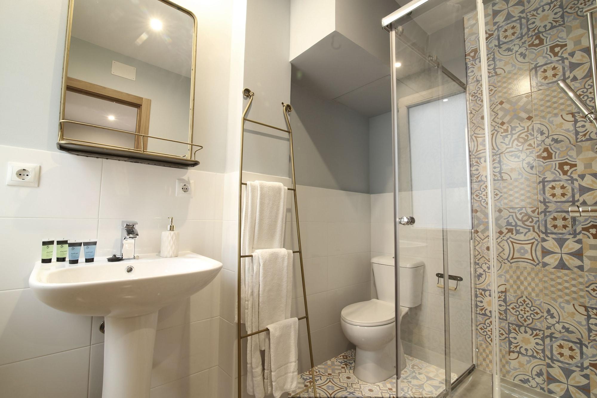Abracadabra Suites Madrid Buitenkant foto